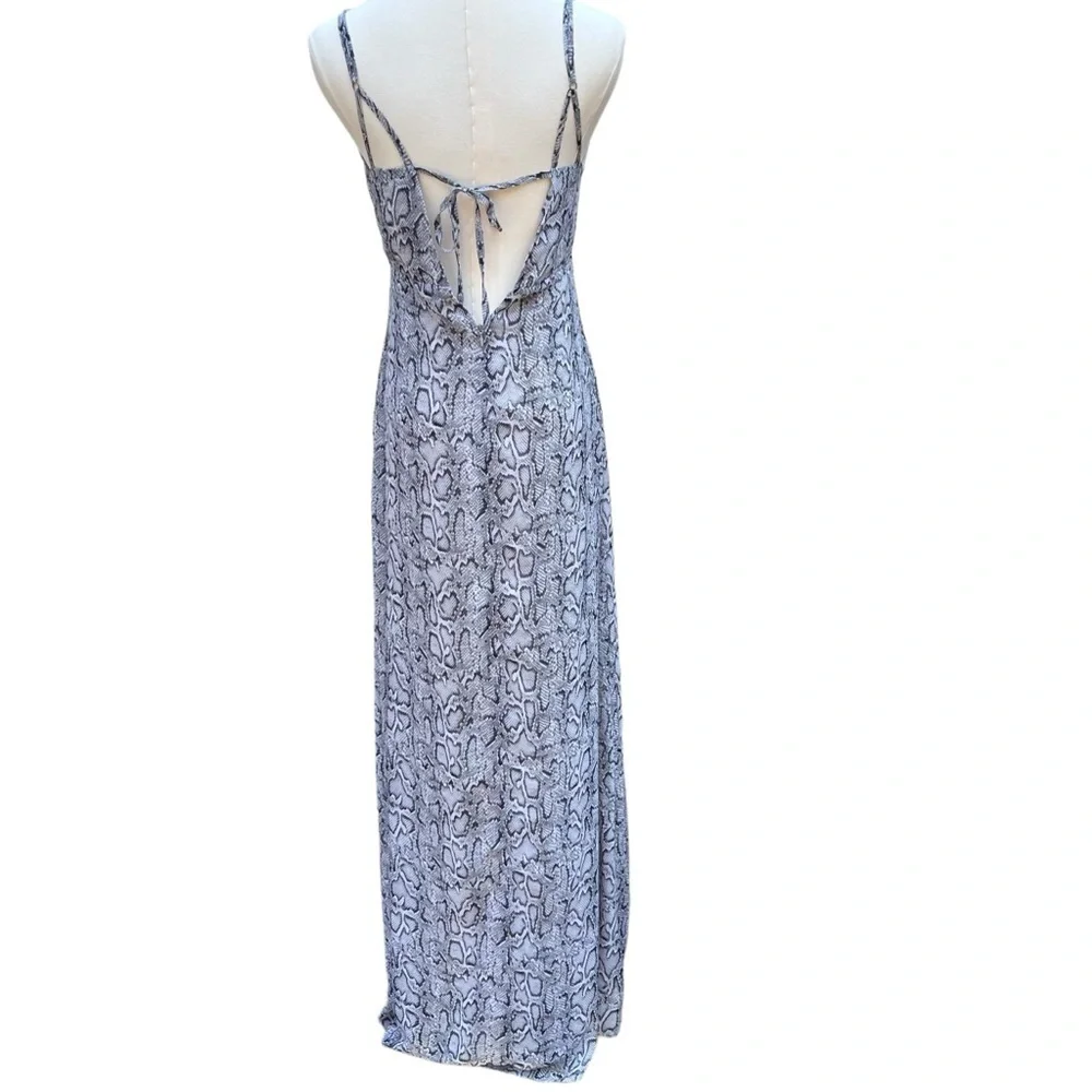TOBI NWT Black and White Snakeskin Print Maxi Dress Size Small - Picture 9 of 15